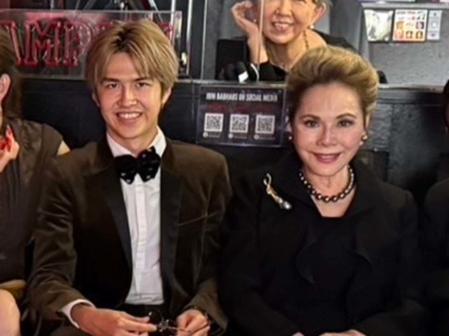 YOURI ゆうり マジシャン マジック 著名人との共演